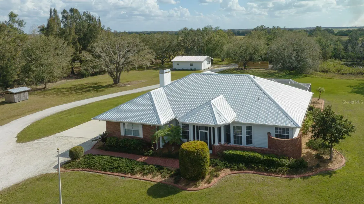 1950 BERN CREEK LOOP, Sarasota, FL 34240