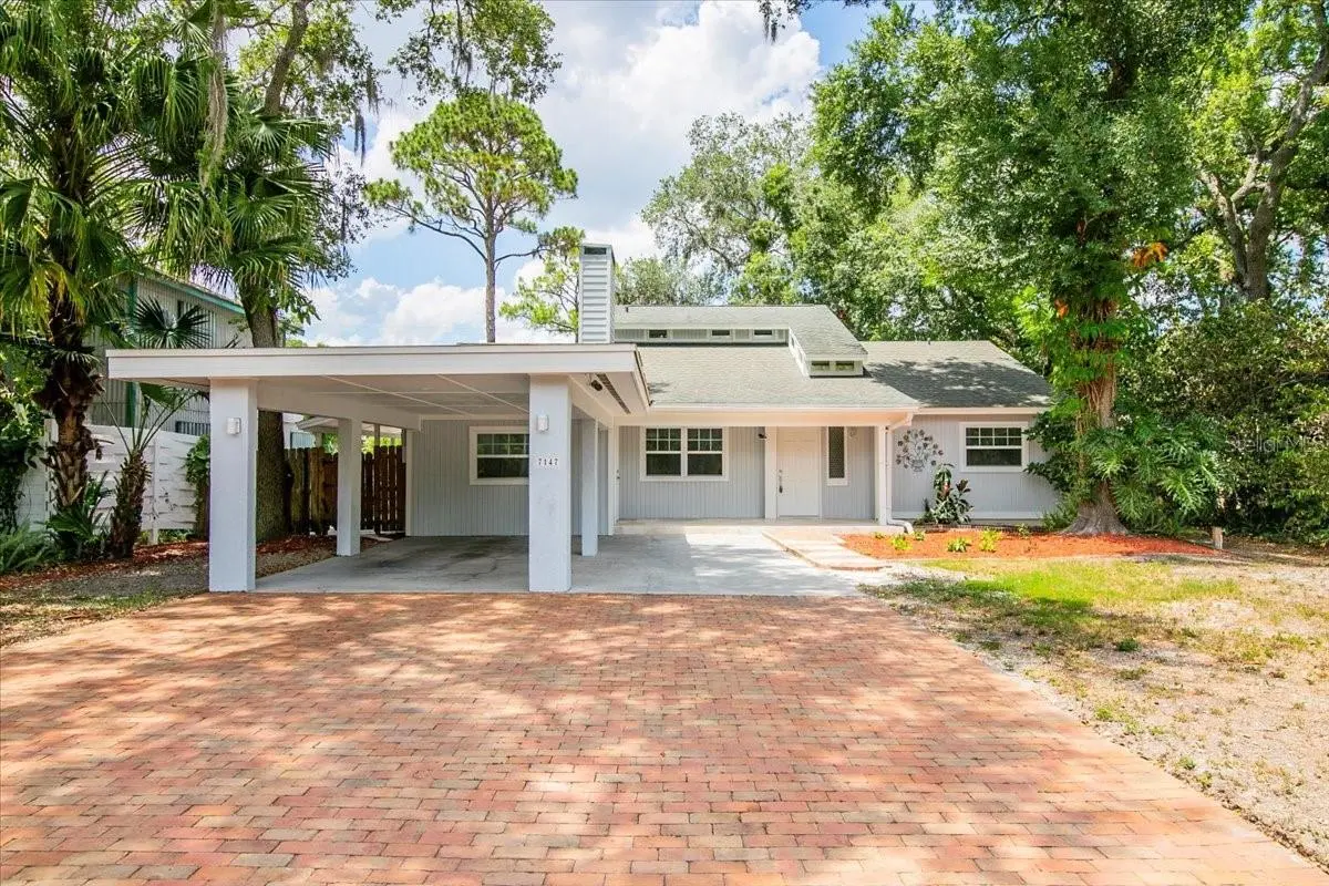 7147 LAGO ST, Sarasota, FL 34241