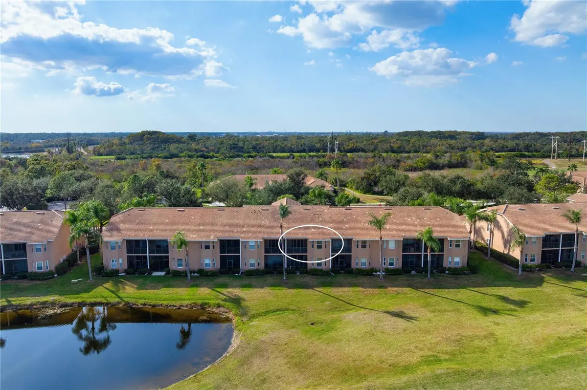 915 FAIRWAYCOVE LN #204, Bradenton, FL 34212