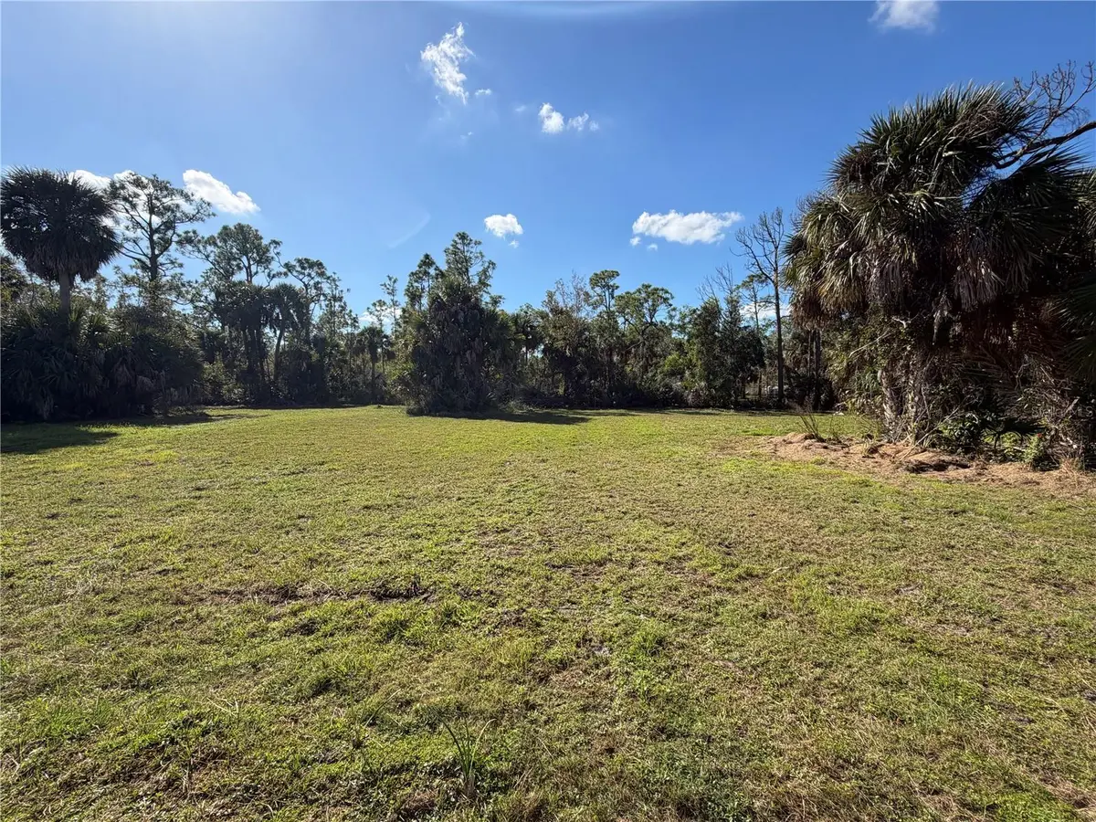 24501 YACHT CLUB BLVD, Punta Gorda, FL 33955