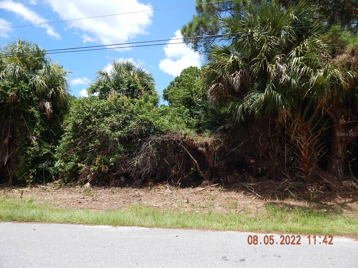 REDWOOD TER, North Port, FL 34286
