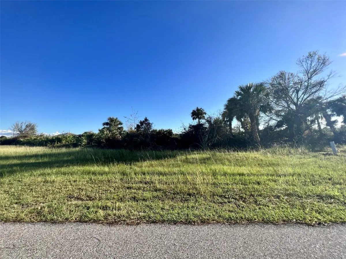 443 ALBATROSS RD, Rotonda West, FL 33947
