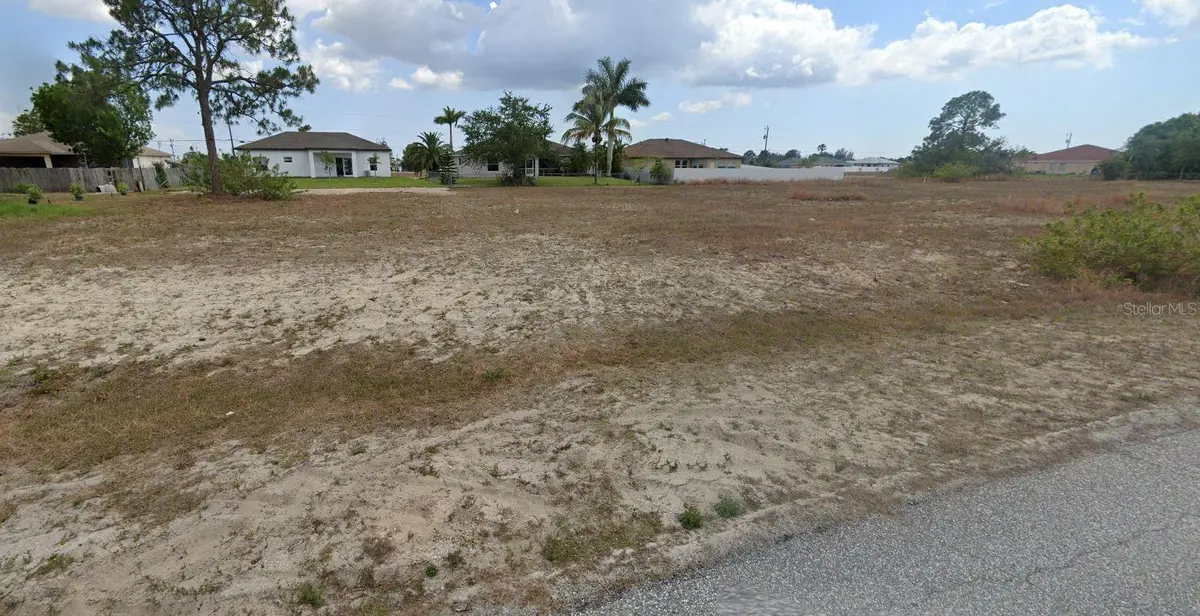 1624 NW 17TH ST, Cape Coral, FL 33993