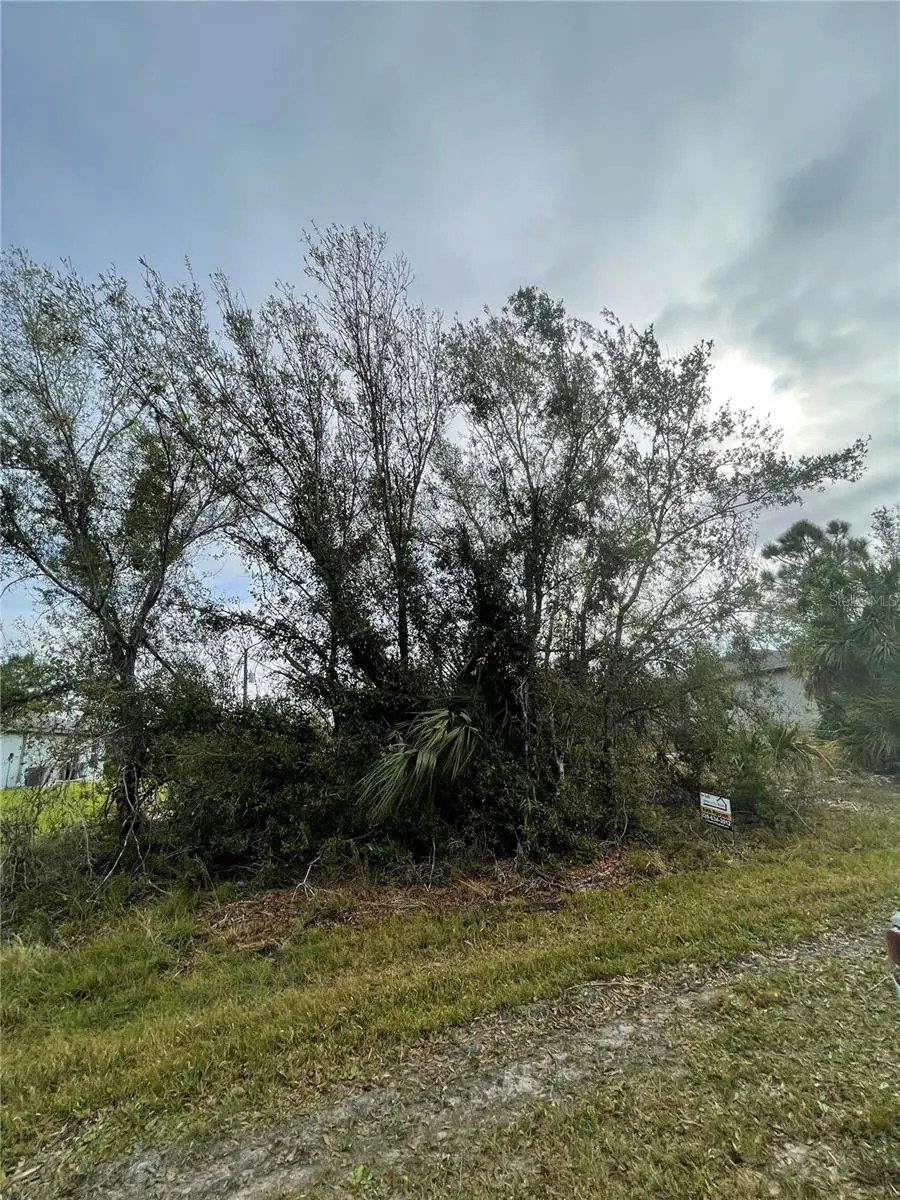 150 CHICKERING ST, Port Charlotte, FL 33954