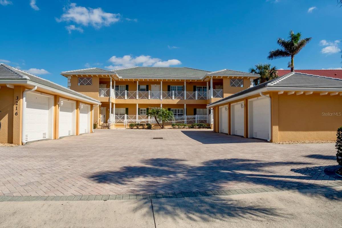 3216 PURPLE MARTIN DR #121, Punta Gorda, FL 33950