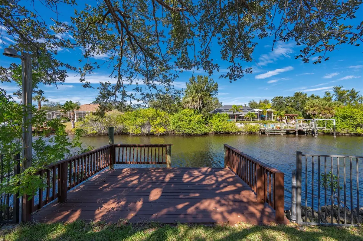 17356 GULFSPRAY CIR, Port Charlotte, FL 33948