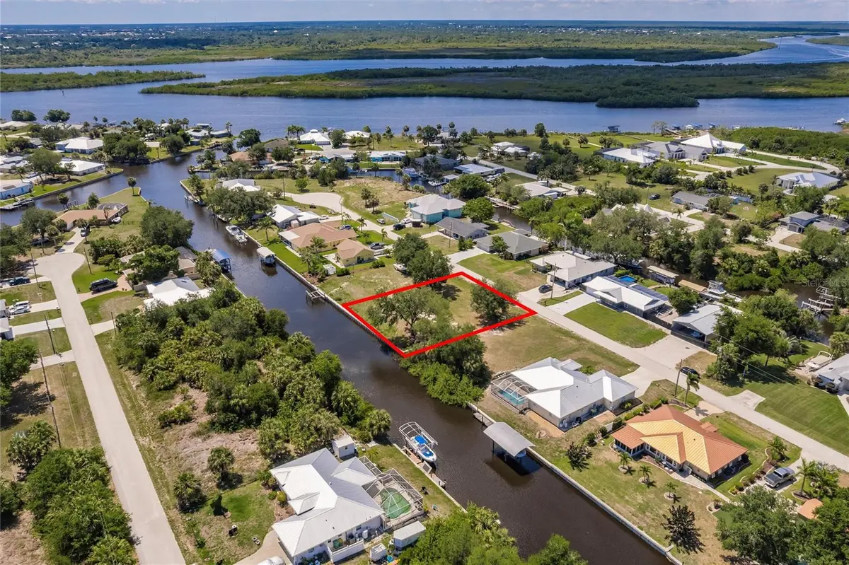 28451 SILVER PALM DR, Punta Gorda, FL 33982