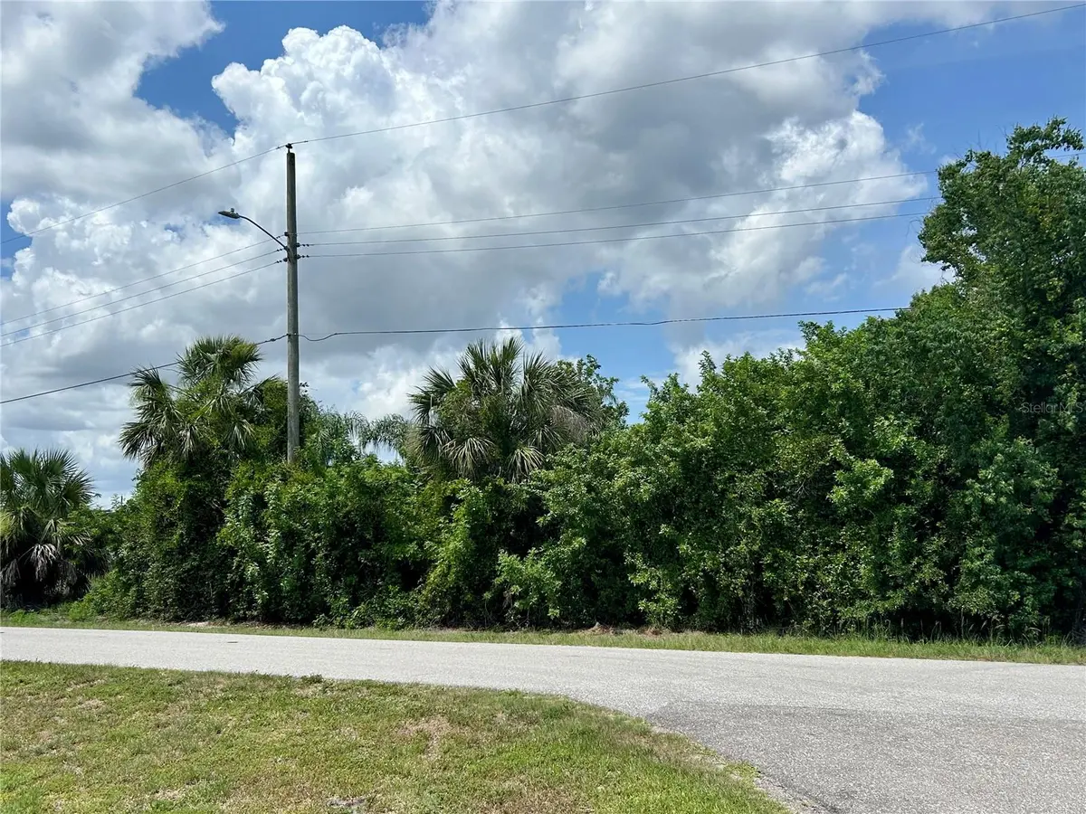 3273 SANTA BARBARA DR, Punta Gorda, FL 33983