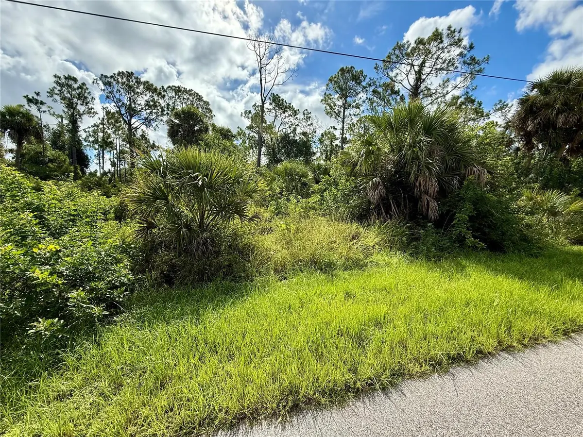 OCEANSIDE ST, North Port, FL 34286