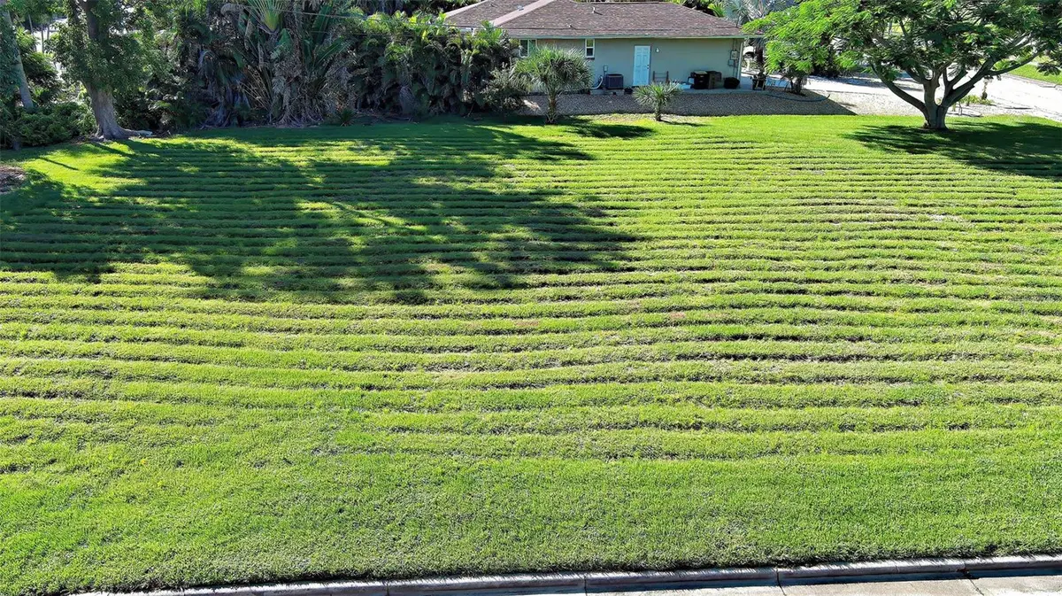 527 PALM AVE, Punta Gorda, FL 33950