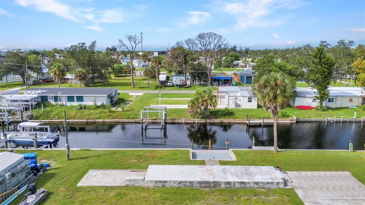 4177 HOLLIS AVE, Port Charlotte, FL 33953