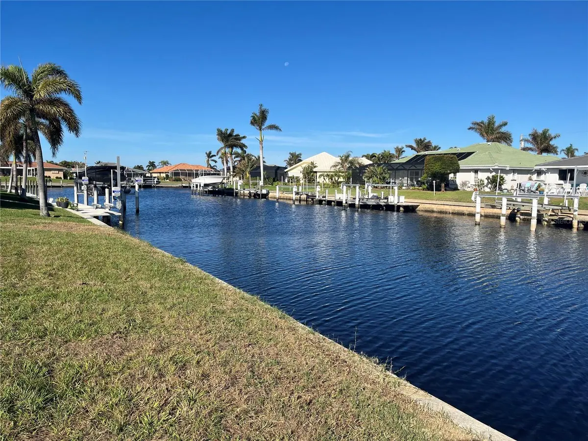 1114 LUCIA DR, Punta Gorda, FL 33950