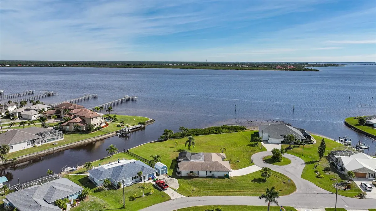 3522 FOX TER, Port Charlotte, FL 33981