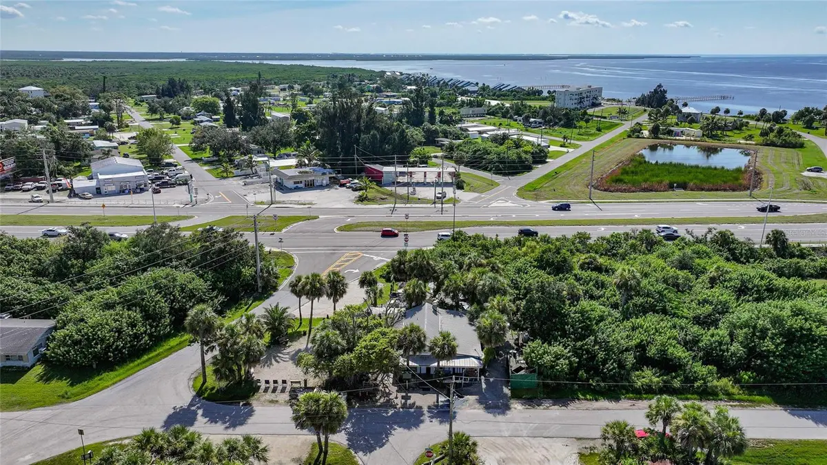 Address not disclosed, Port Charlotte, FL 33953