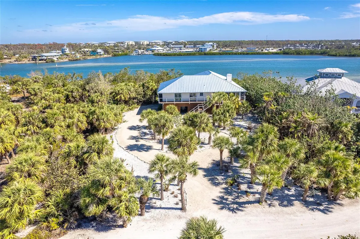 5 POINTE WAY, Placida, FL 33946