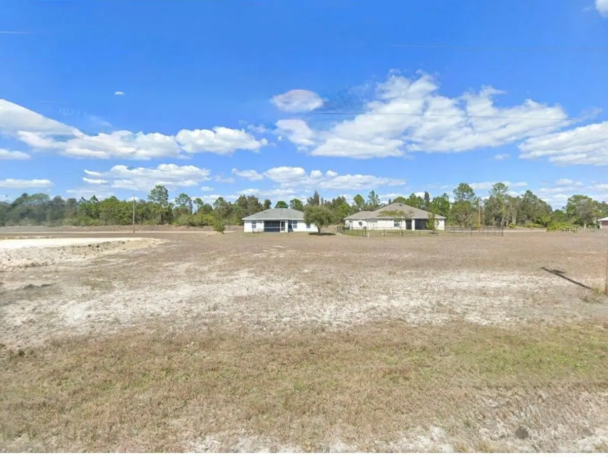 825 NE 44TH LN, Cape Coral, FL 33909