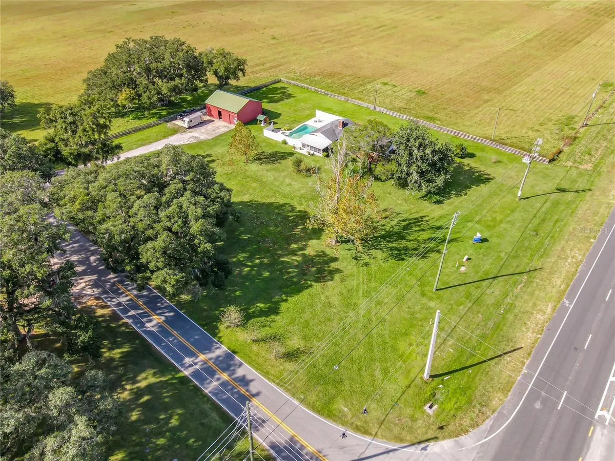 10038 N US HIGHWAY 301, Oxford, FL 34484