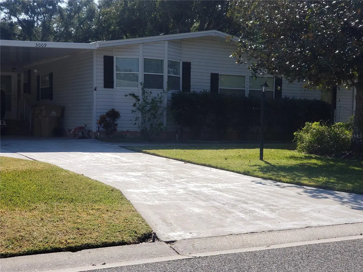 5009 EL DESTINO DR, Leesburg, FL 34748
