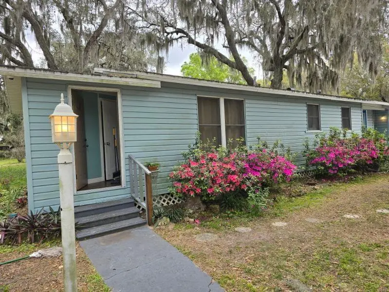 1611 INDIAN TRL, Leesburg, FL 34748