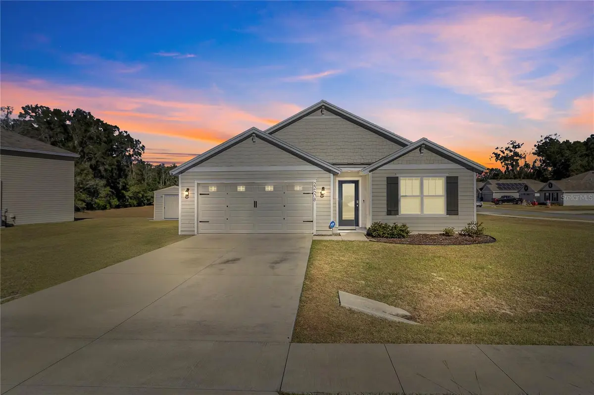 22608 NW 196TH LN, High Springs, FL 32643