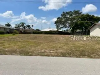 214 SW 43 LN, Cape Coral, FL 33914