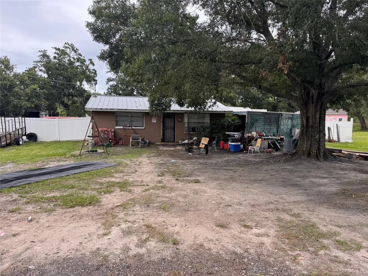 2293 PUMP RD, Mulberry, FL 33860