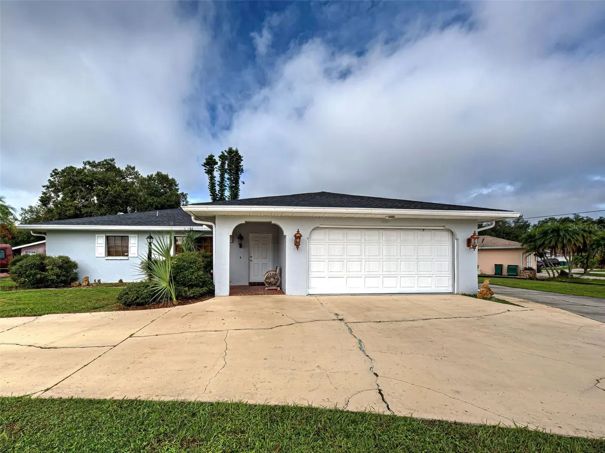 1181 SEACREST DR NW, Port Charlotte, FL 33948