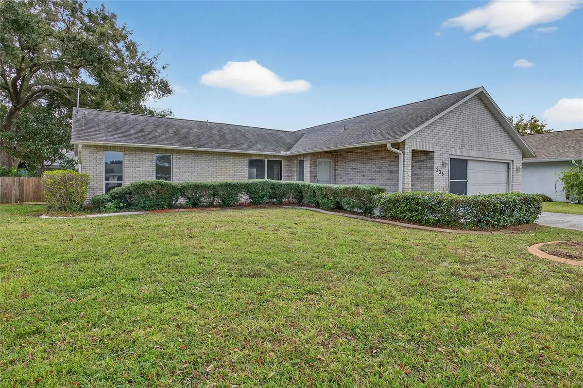 236 MEADOW LAKE DR, Edgewater, FL 32141