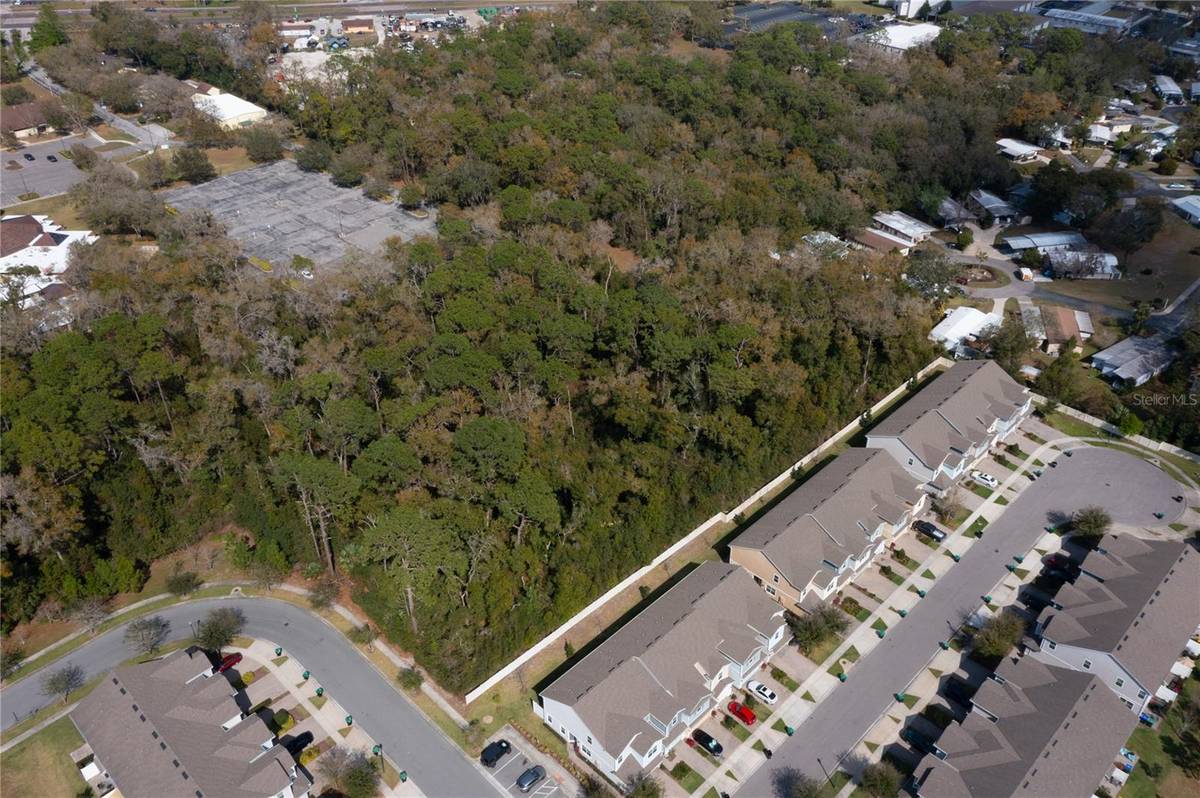 E. 10th Street COUNTRYMEN COURT., Apopka, FL 32703
