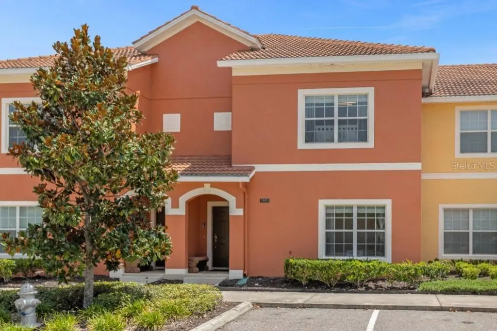 2955 BANANA PALM DR, Kissimmee, FL 34747