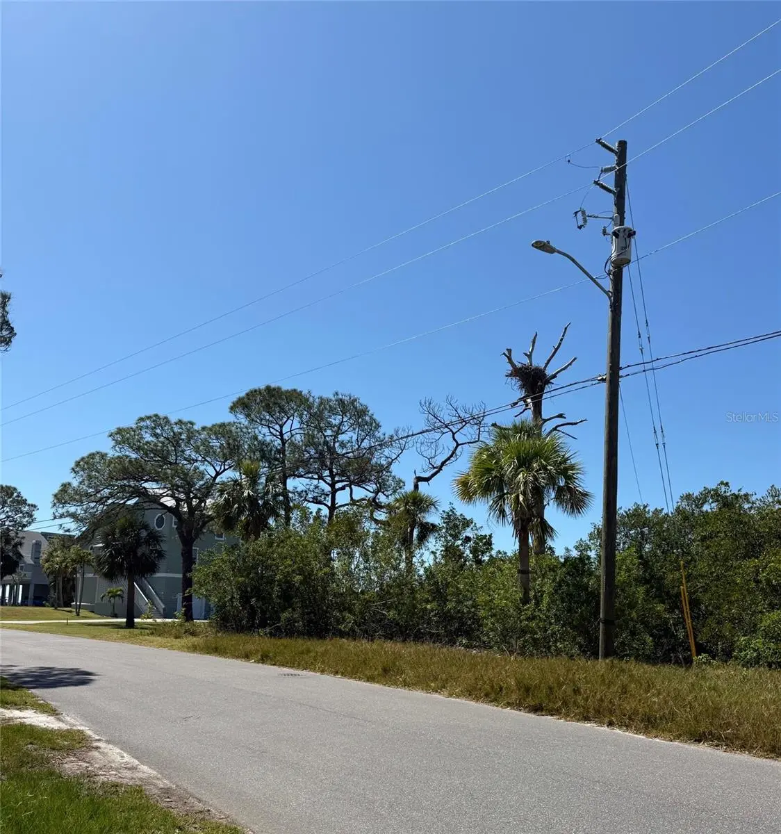 SEA BREEZE DR, Tarpon Springs, FL 34689