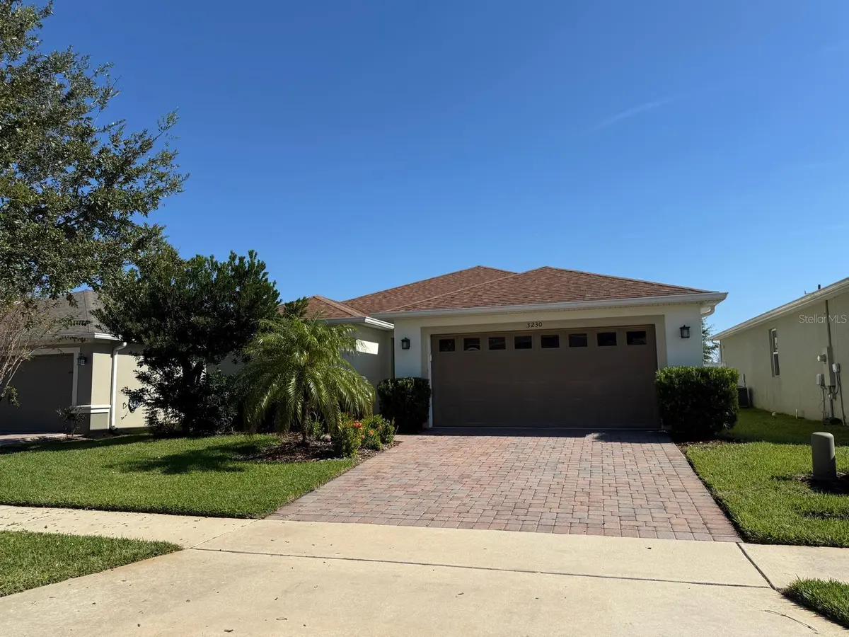 3230 BAYOU LN, Tavares, FL 32778
