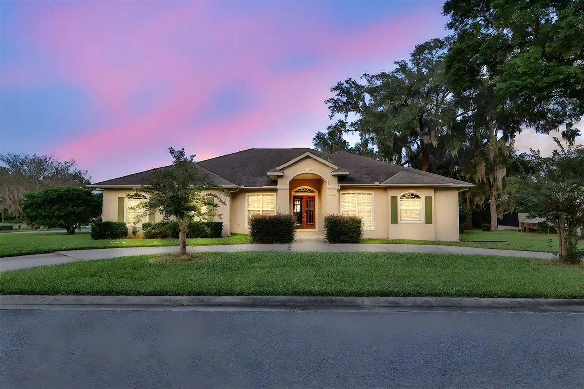 2243 SE LAUREL RUN DR, Ocala, FL 34471