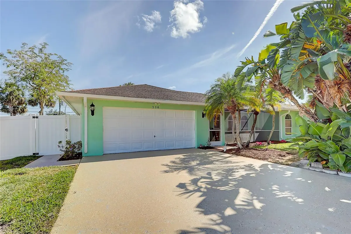 238 SW GROVE AVE, Port St Lucie, FL 34983