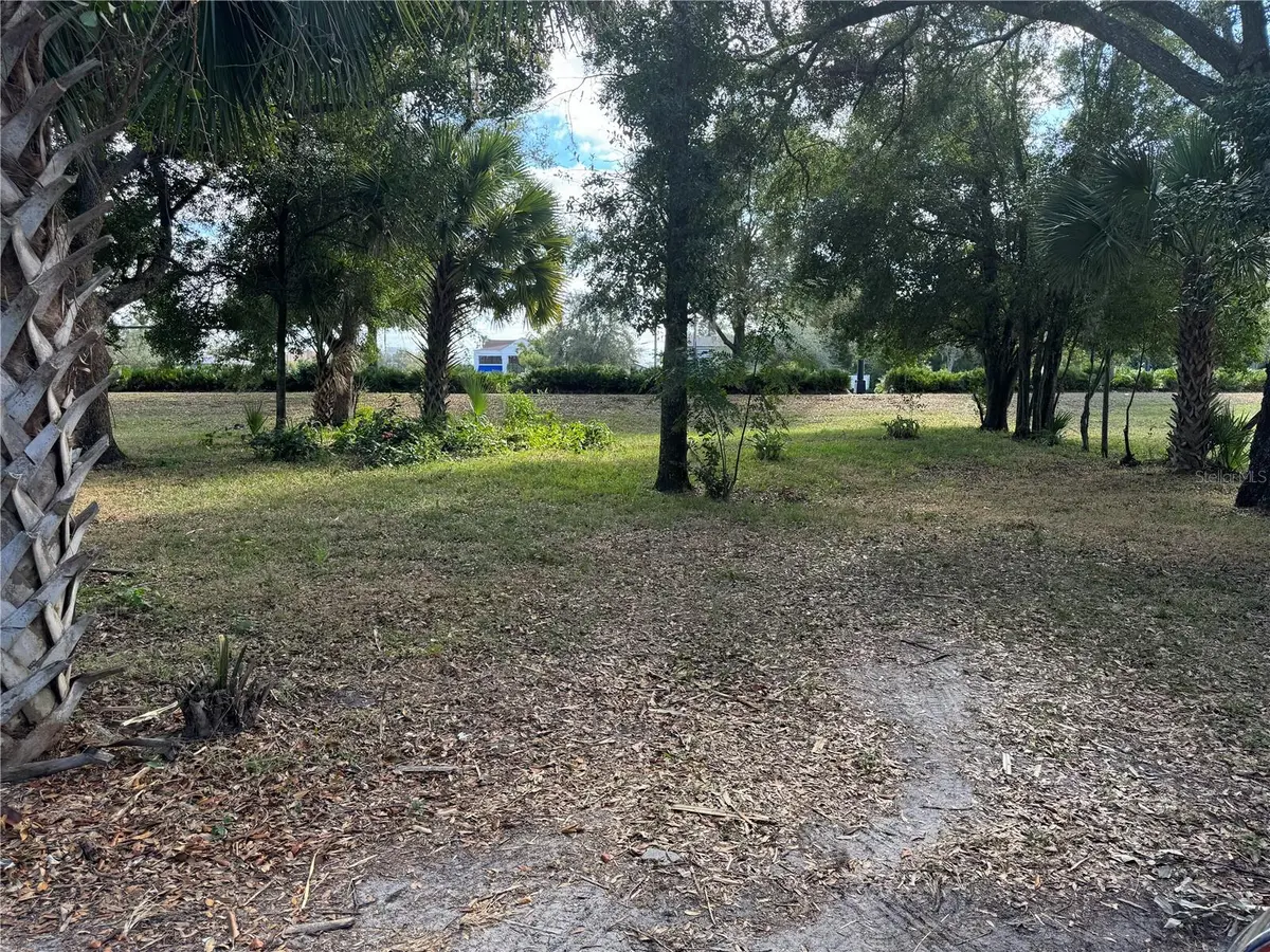 W MAGNOLIA ST, Lakeland, FL 33815