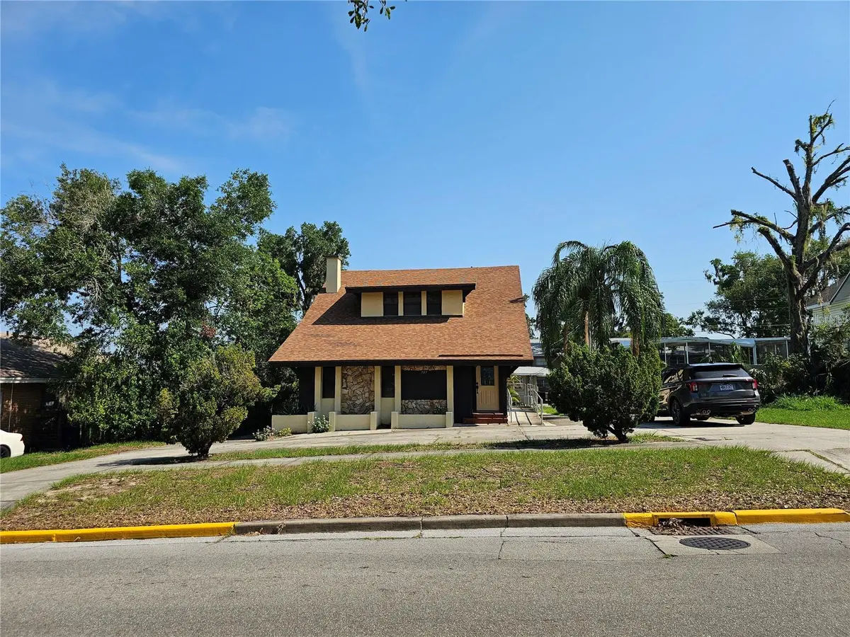 737 W CENTRAL AVE, Winter Haven, FL 33880