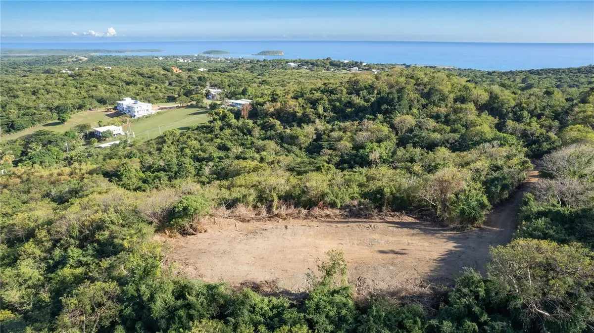4 PR-995, Vieques, PR 00765