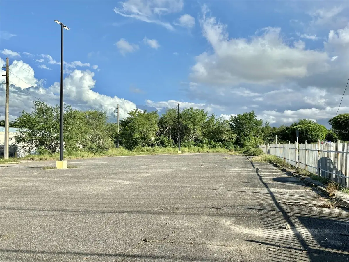398 AVE. ROTARIOS, Arecibo, PR 00612