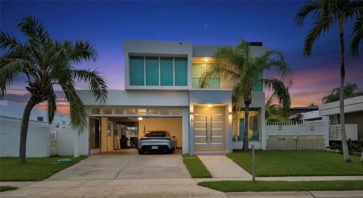 F-23 TOPACIO ST. URB PASEO REAL, Dorado, PR 00646