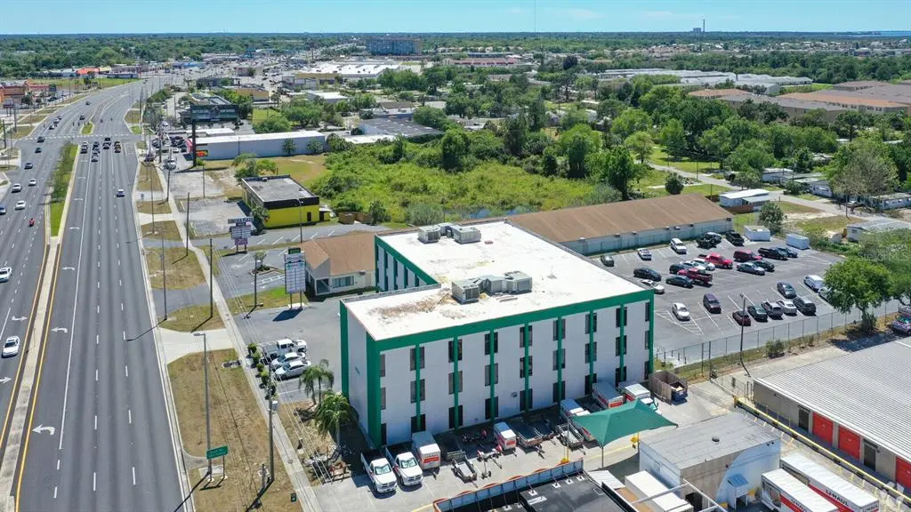 5623 US-19 N HWY, New Port Richey, FL 34652