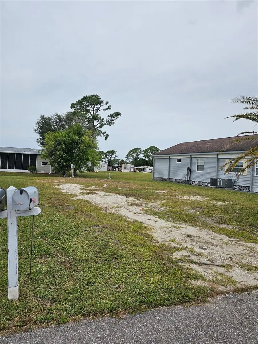 6811 HOLO CT, North Port, FL 34287
