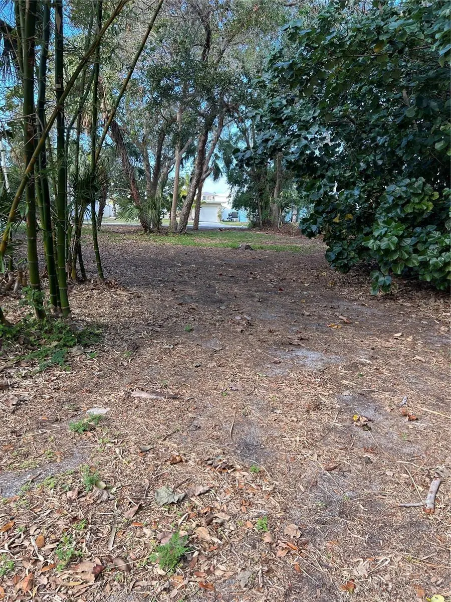 418 12TH AVE, Indian Rocks Beach, FL 33785