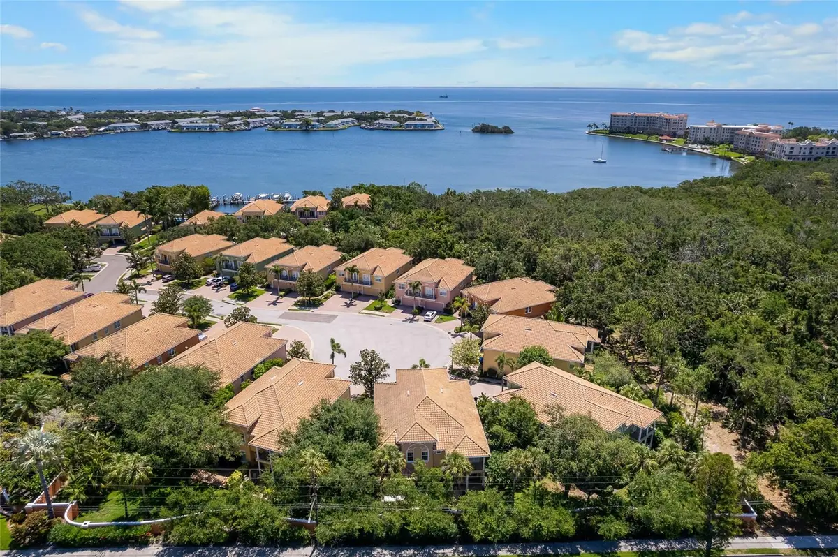 191 BANYAN BAY DR, St Petersburg, FL 33705