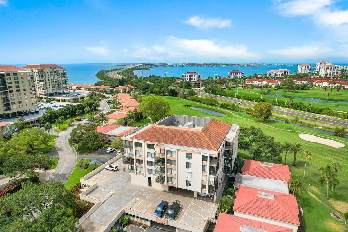 6269 PALMA DEL MAR BLVD S #302, St Petersburg, FL 33715