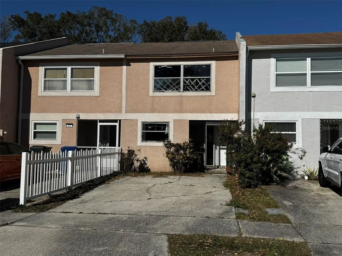 2811 S PINES DR #18, Largo, FL 33771