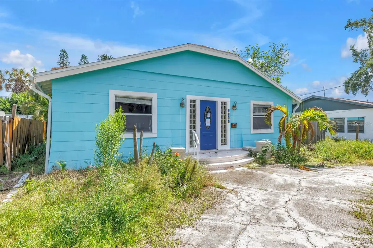 1820 MONTANA AVE NE, St Petersburg, FL 33703
