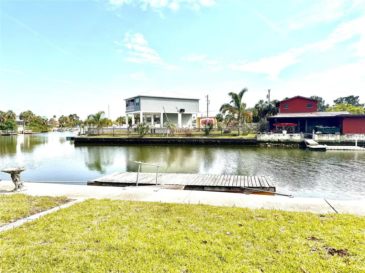 4016 EAGLE NEST DR, Hernando Beach, FL 34607