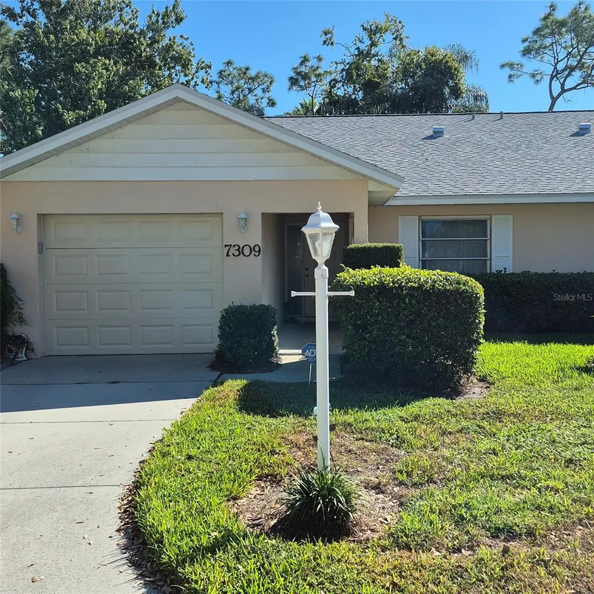 7309 ELEANOR CIR #7309, Sarasota, FL 34243