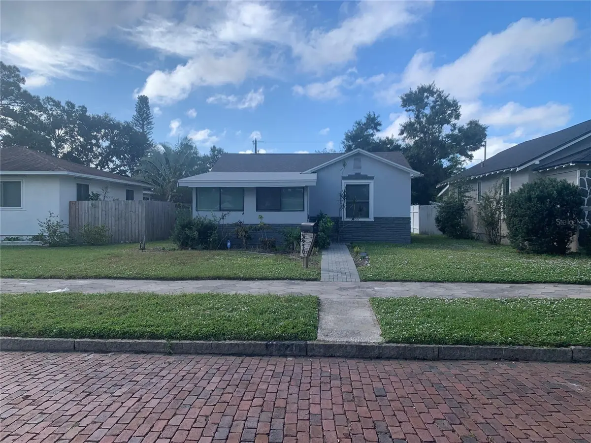 4520 BURLINGTON AVE N, St Petersburg, FL 33713