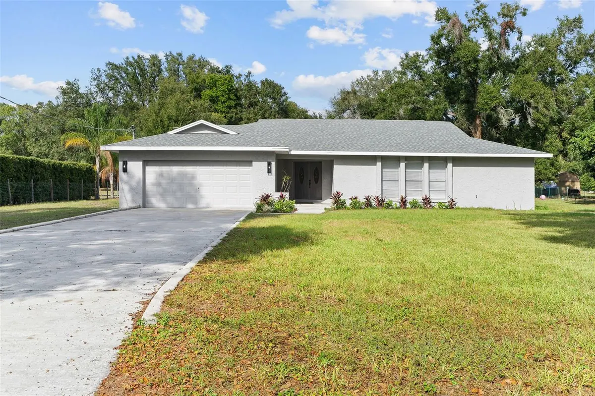 1106 HUMMINGBIRD LN, Brandon, FL 33511
